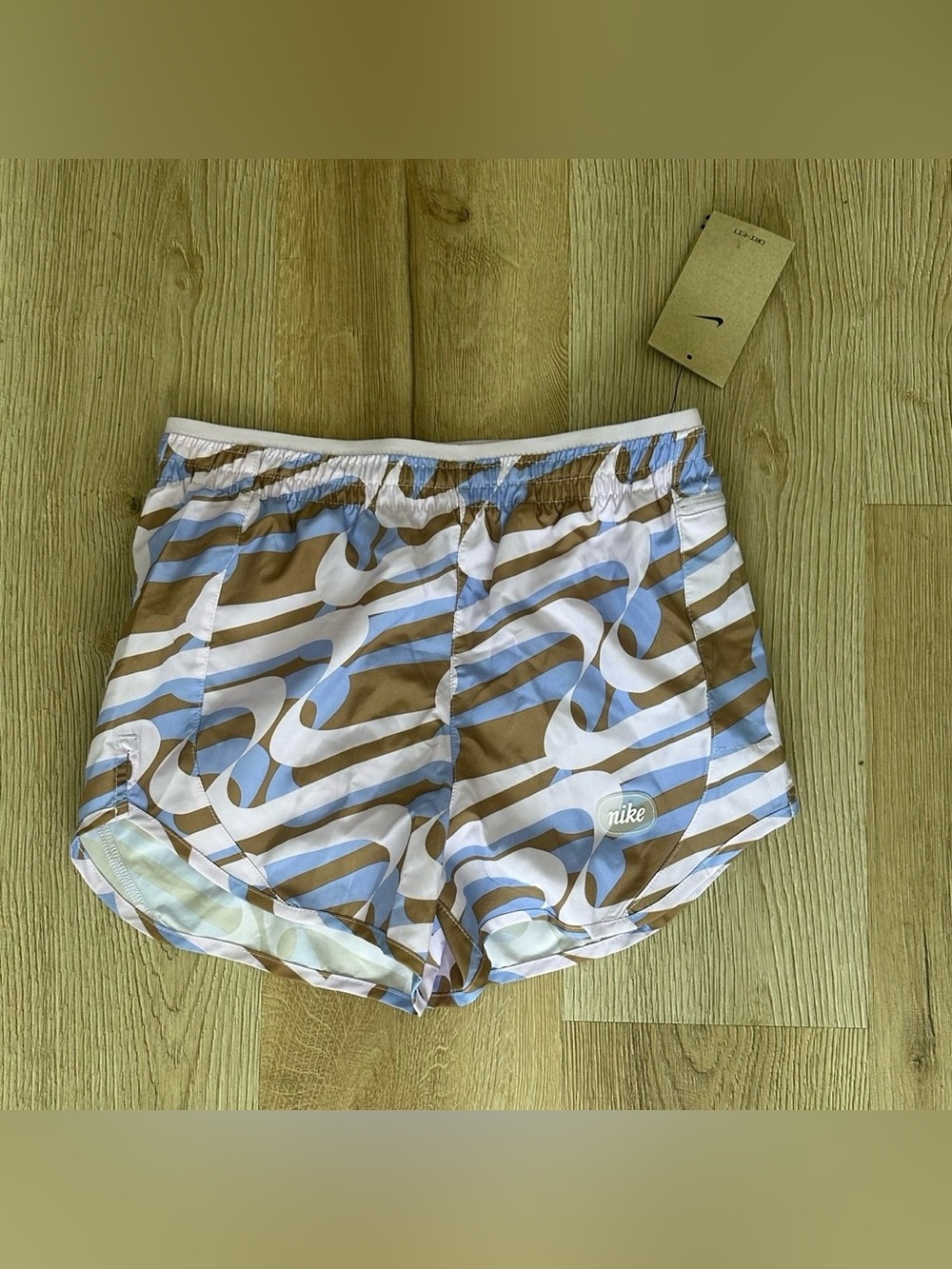 NIKE Running Icon Clash Tempo Luxe Dri-FIT Shorts